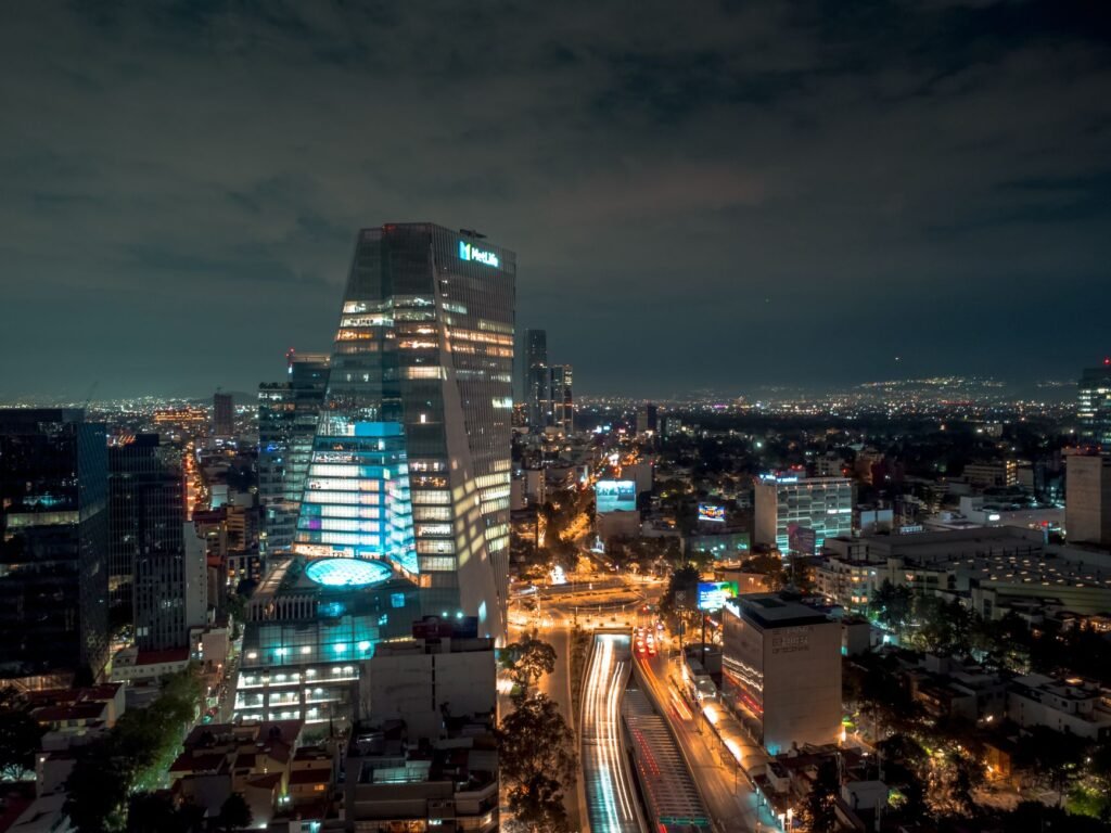 "Mejor Hosting en Mexico 2026: Comparativa Completa (Velocidad, Precio y Soporte)"